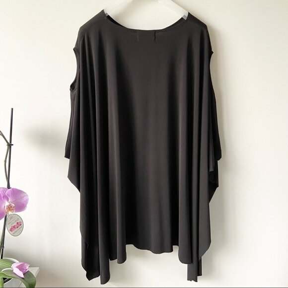 Okakie Black Oversized Asymmetrical  Dress - Picture 15 of 15